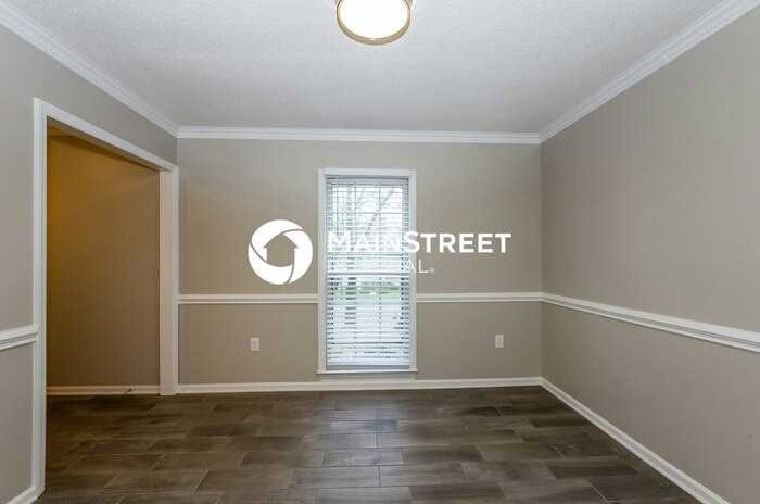 3053 Heathcroft Ct - Photo 4 of 18
