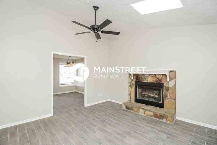 2724 Cimmaron Trl - Photo 4 of 17