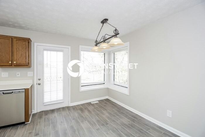 2724 Cimmaron Trl - Photo 7 of 17