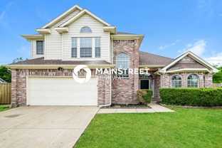 809 Hines Dr - Photo 1 of 1
