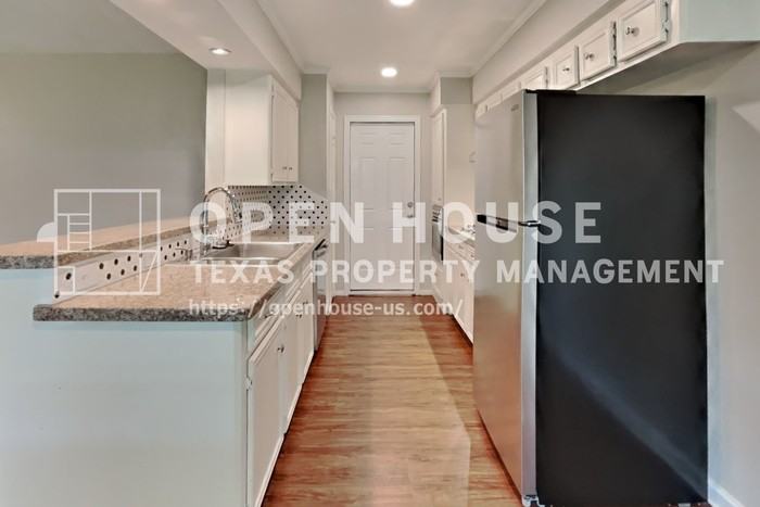 5362 Marian St - Photo 6 of 21