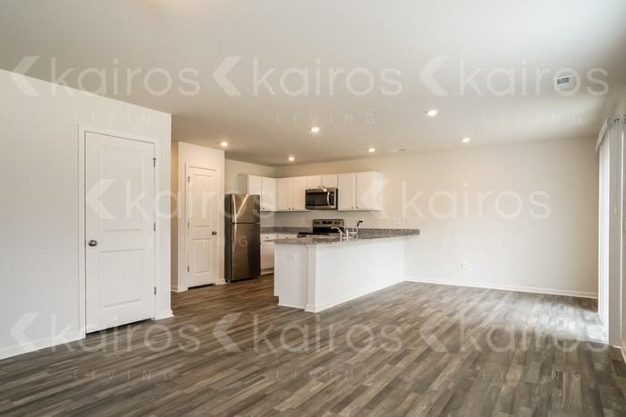 105 Kyles Dr - Photo 5 of 16