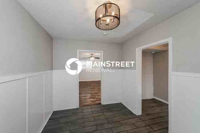 1051 Rhonda Dr - Photo 7 of 16