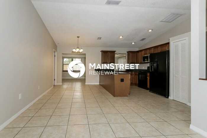 1409 Sw Medina Ave - Photo 6 of 16