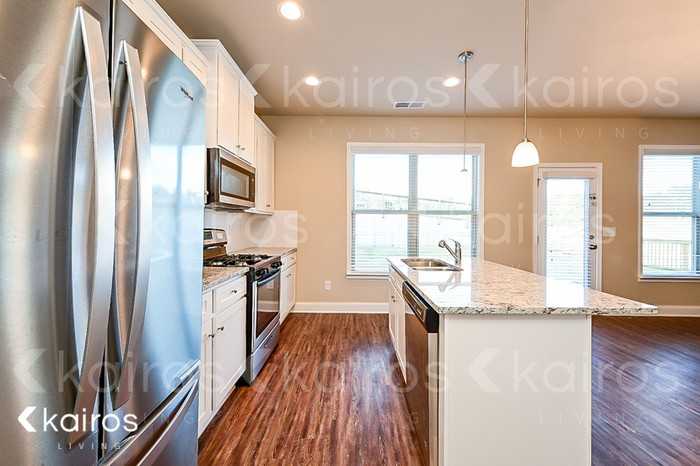 25 Heard Ln - Photo 6 of 18
