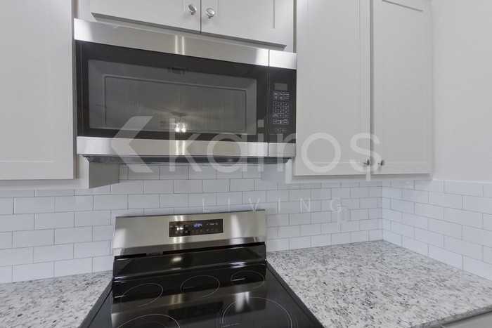 17611 Carlisle Ave - Photo 7 of 22