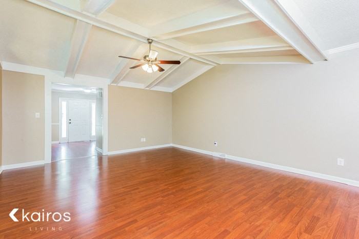 4251 Mill Creek Rd - Photo 4 of 16