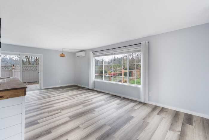 143 North St - Photo 5 of 50