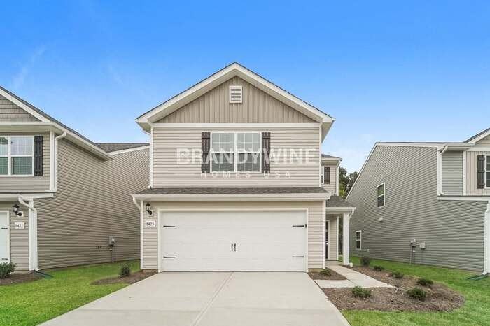 8425 Deerwood Rd - Photo 2 of 21