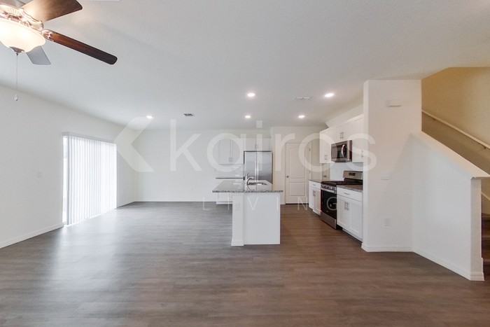 32122 Katelin Cir - Photo 2 of 26