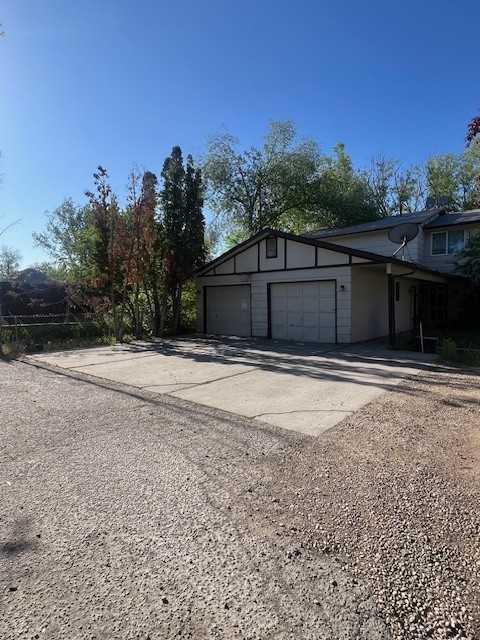 1896 N Allumbaugh St - Photo 2 of 36