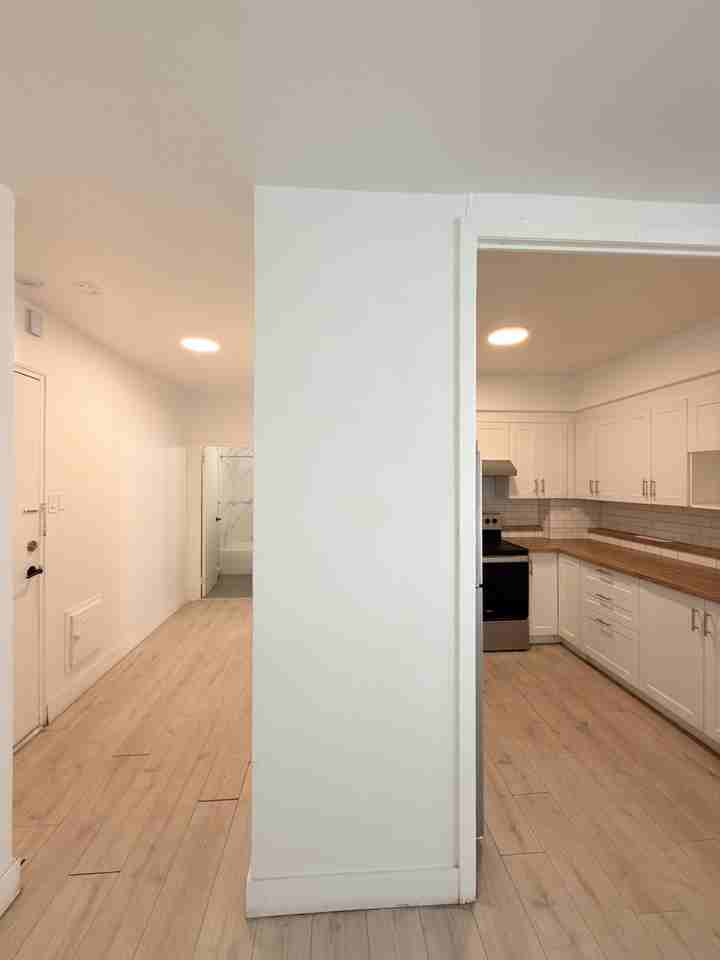 125 Avenue Dorval #102 - Photo 6 of 10