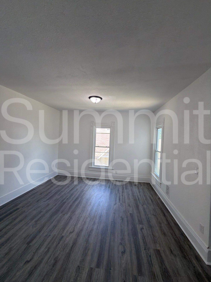 1422 10th St - Photo 7 of 13