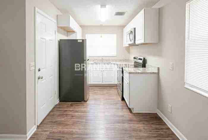 4503 Anvers Blvd - Photo 6 of 22