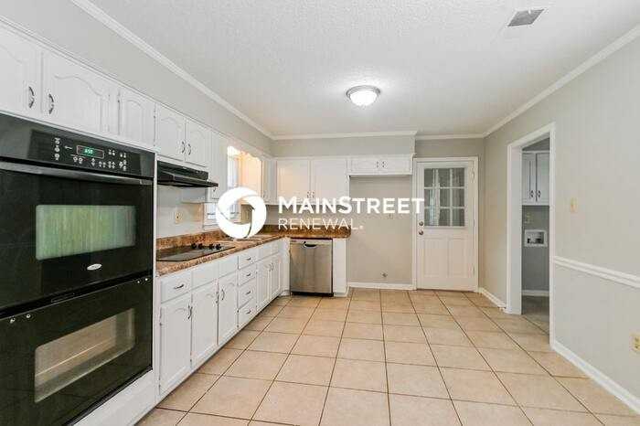 7056 Atherton Cv - Photo 5 of 17