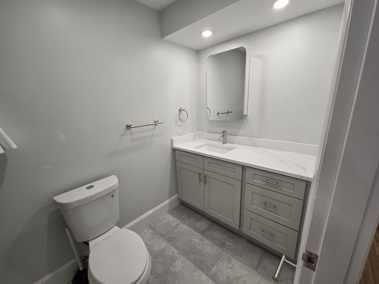94 Beaconsfield Rd #201 - Photo 7 of 20