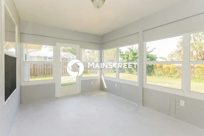 3780 6th Ln - Photo 5 of 15