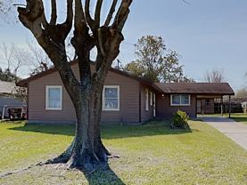 409 25th Ave N - Photo 1 of 1