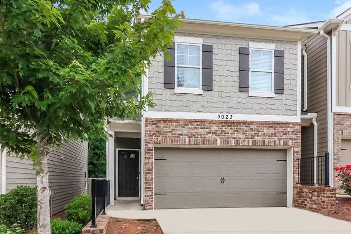 3023 Creekside Overlook Way - Photo 2 of 15