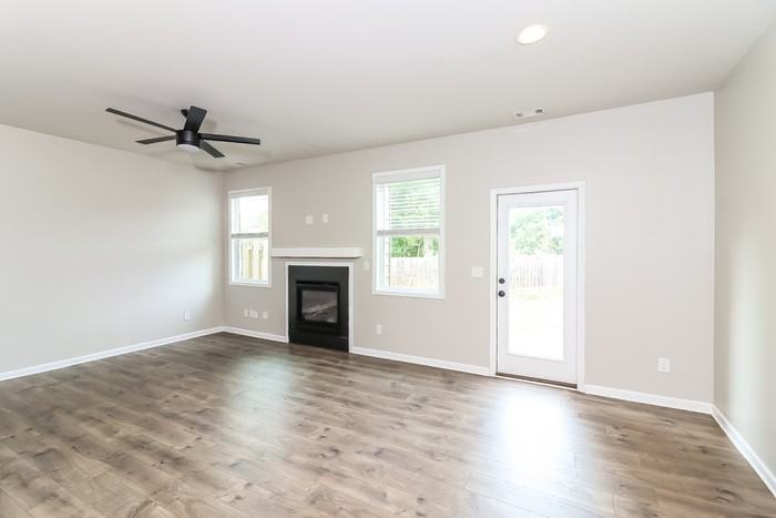 3023 Creekside Overlook Way - Photo 3 of 15