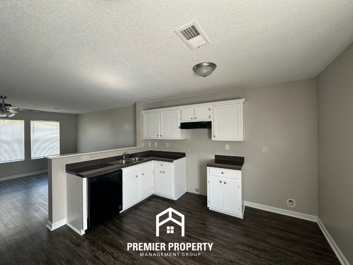 10088 Chariden Dr - Photo 4 of 19