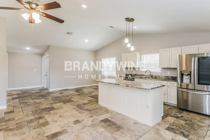 16051 Grass Lake Dr - Photo 3 of 19
