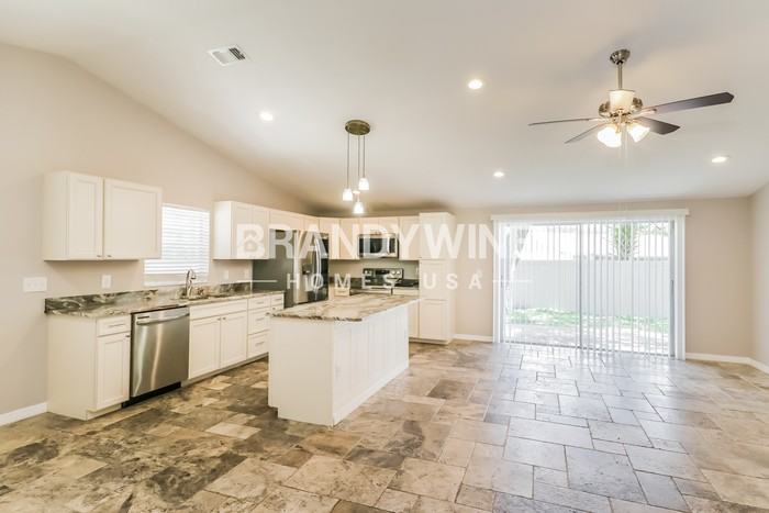 16051 Grass Lake Dr - Photo 6 of 19