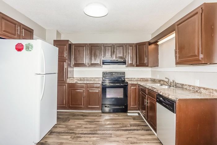 2358 Forster St - Photo 5 of 10