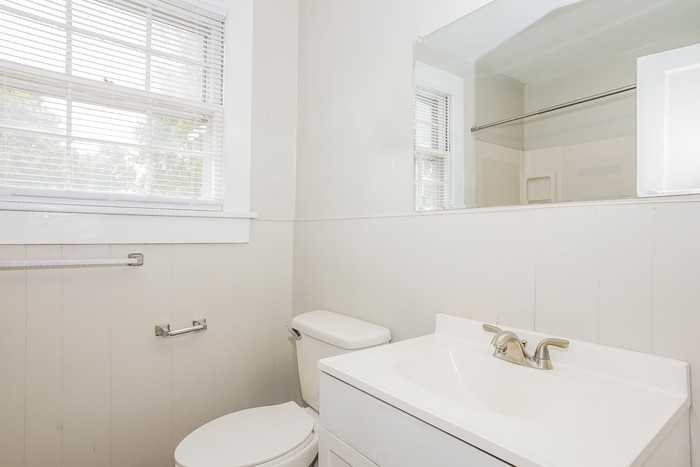 2358 Forster St - Photo 7 of 10