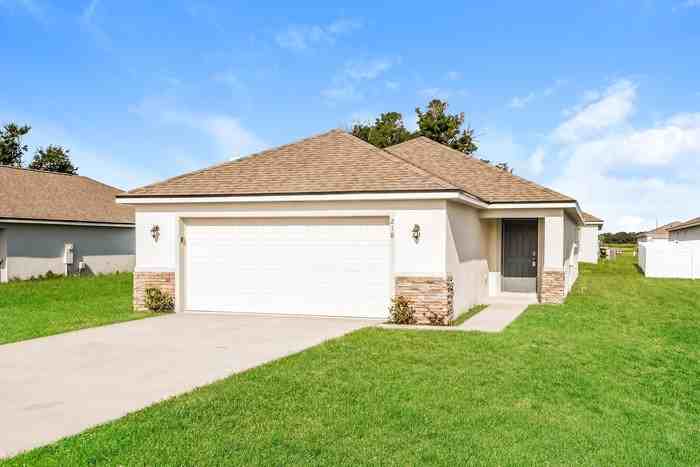 218 Linda Ln - Photo 3 of 10