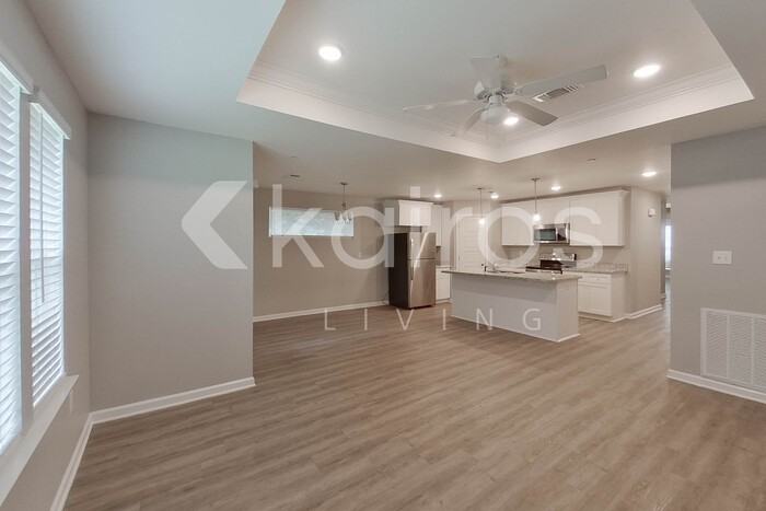 11502 Camden Court Cir - Photo 4 of 22