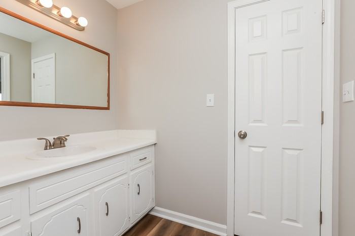 1237 Cobblestone Ln - Photo 7 of 10