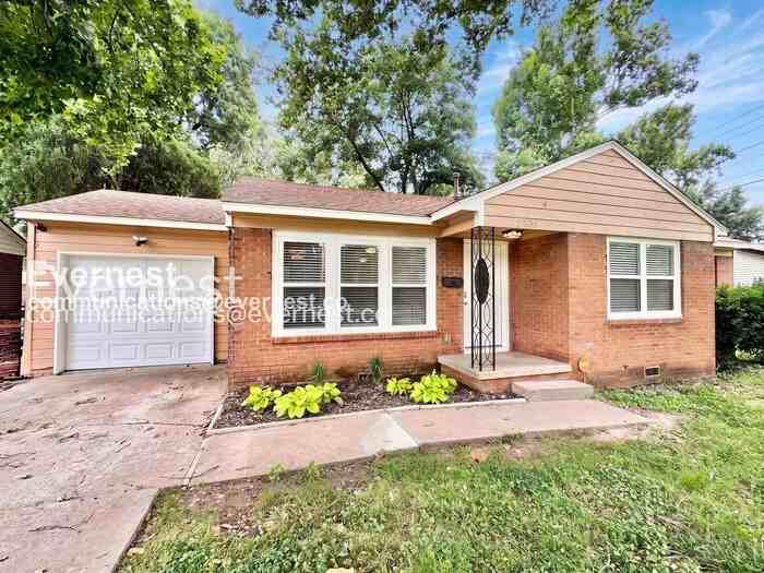 2535 S Pittsburg Ave - Photo 2 of 25