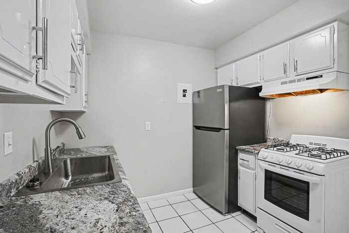 514 N Berkley St #516N - Photo 6 of 12