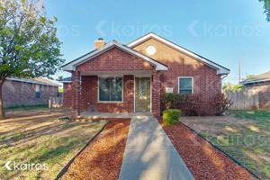 featured image of 3807 S Williams St