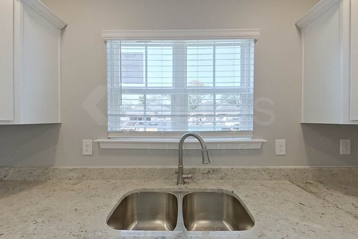 117 Denise Dr - Photo 7 of 21