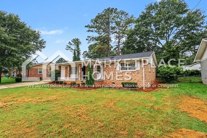 3713 Stanford Cir - Photo 5 of 30