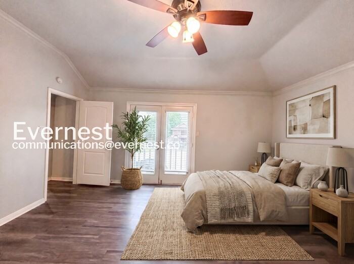 7842 Royan Dr - Photo 7 of 34