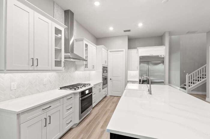 1011 Seagrape Dr - Photo 7 of 28