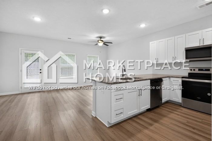 3053 Hearthstone Way - Photo 6 of 34