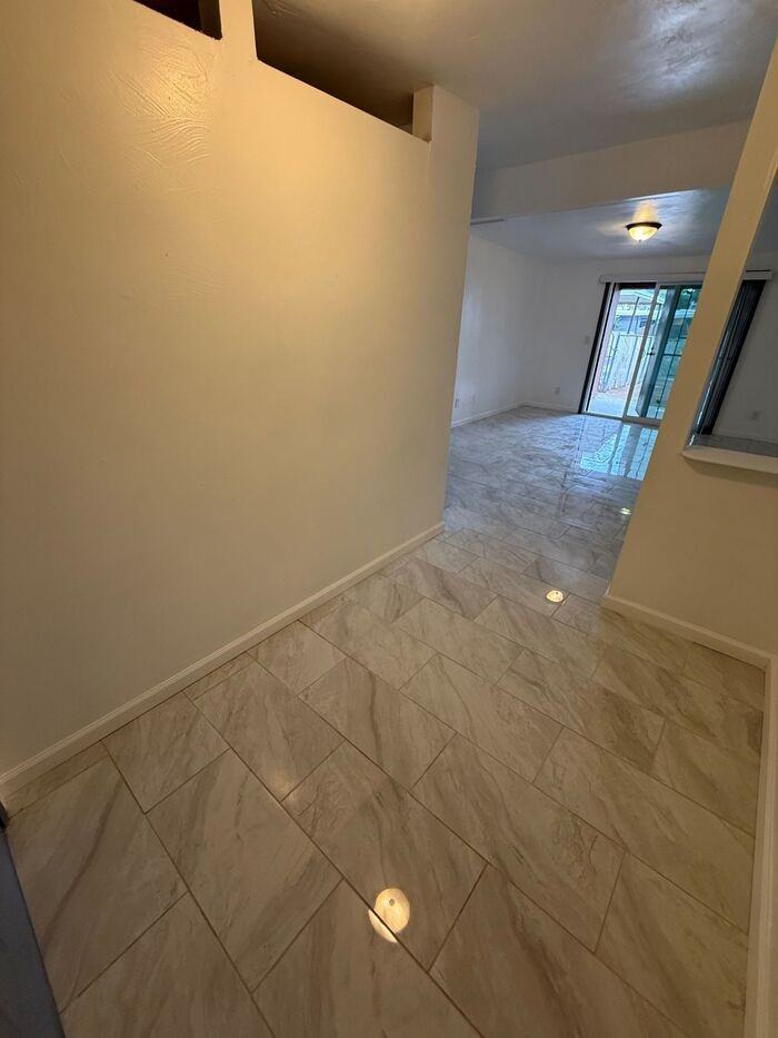 3984 S Evergreen Ave - Photo 3 of 21
