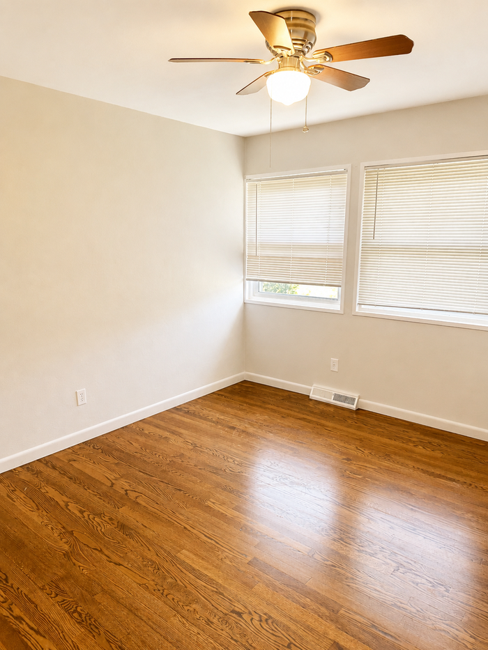 10933 Brookings Dr - Photo 3 of 7
