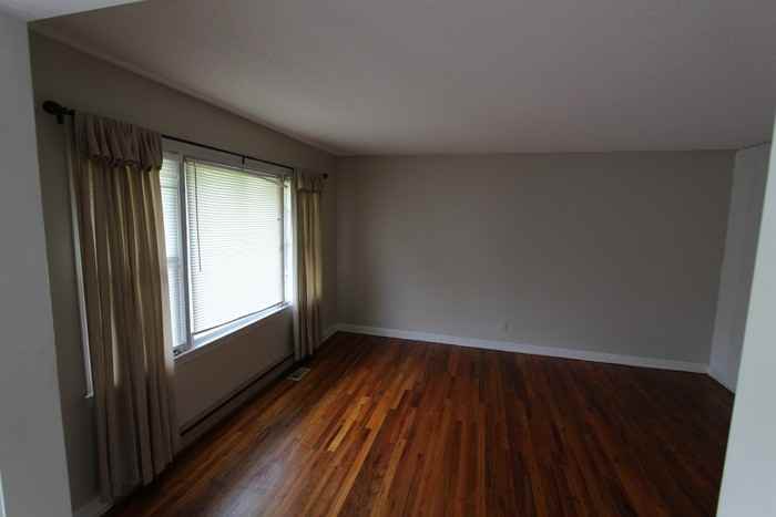 641 Stamie Dr - Photo 3 of 13