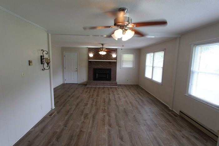 641 Stamie Dr - Photo 6 of 13