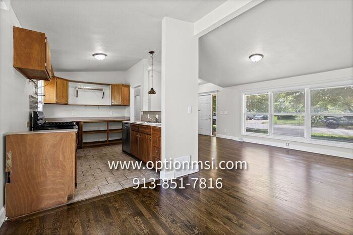 403 Shawn Dr - Photo 5 of 29