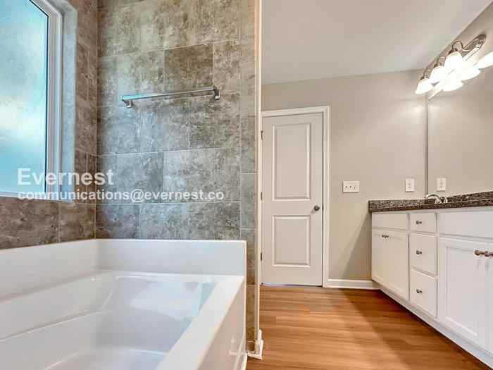 1542 Persimmon Trce - Photo 7 of 23