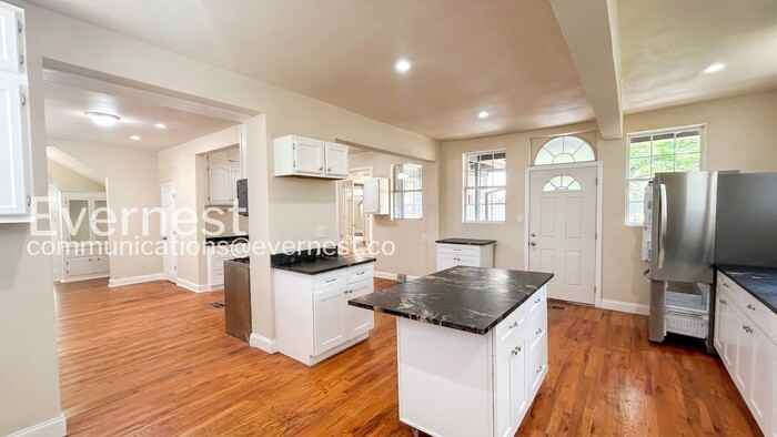 128 E Summit Ave - Photo 5 of 39