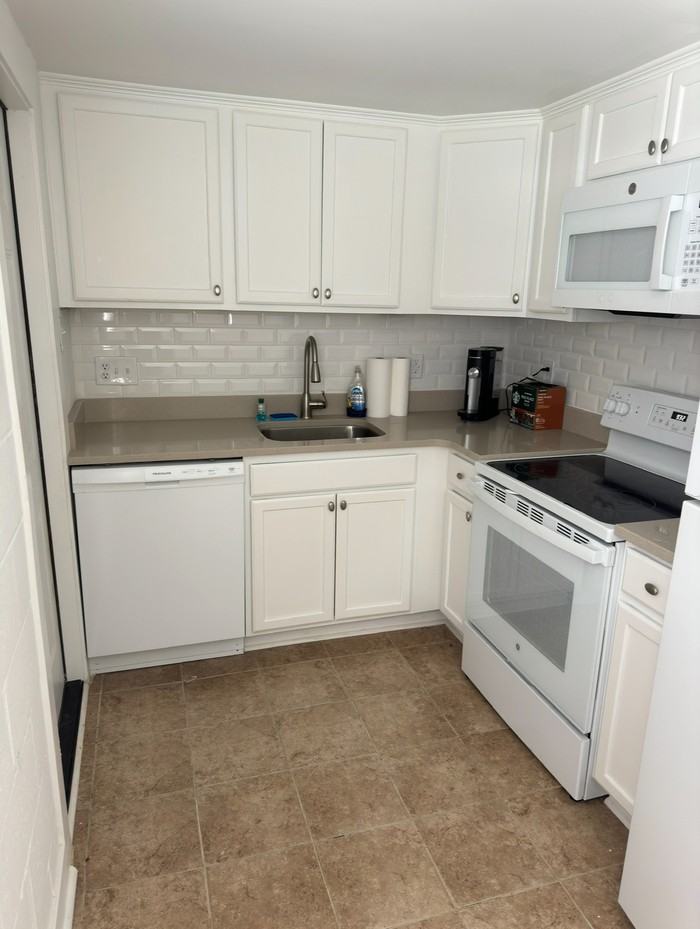 1201 S East St #A - Photo 4 of 9