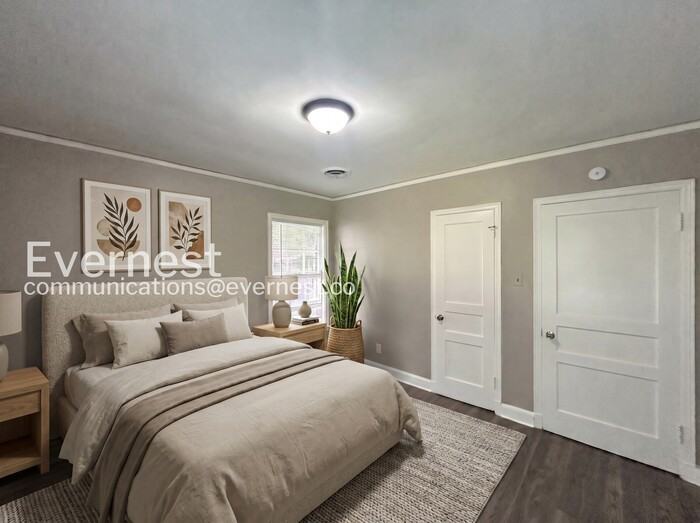 3376 Spottswood Ave - Photo 4 of 21