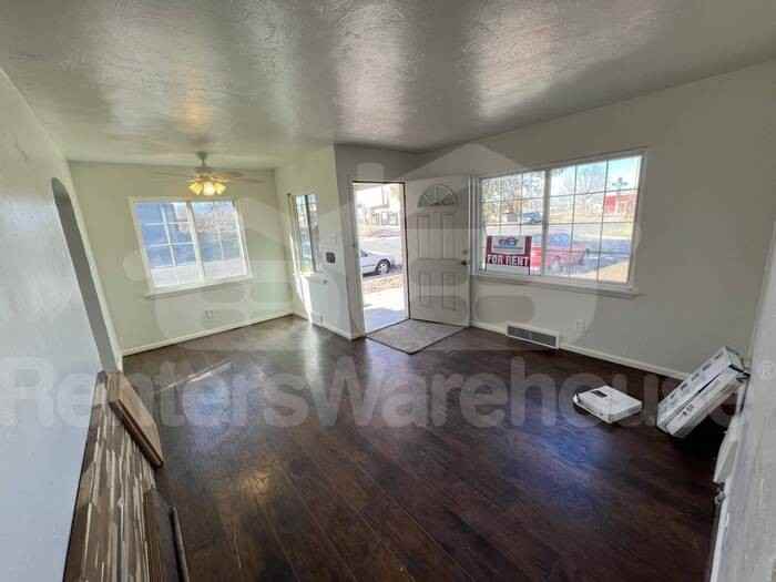 3490 W Tennessee Ave - Photo 6 of 18